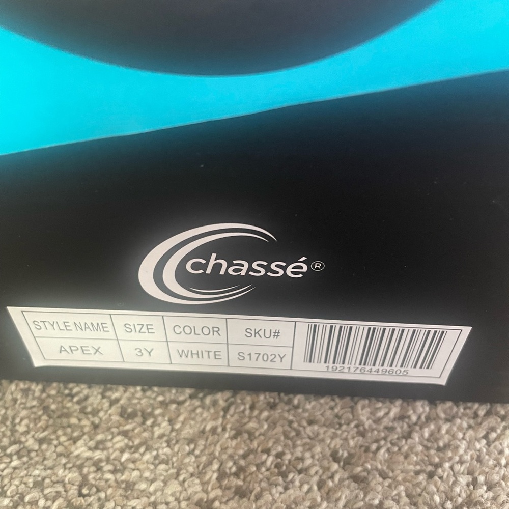 Chassé Kids White Sneakers - Picture 4 of 7